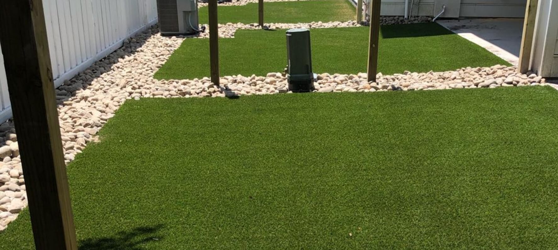 STR-Application-24 Residential artificial grass deck